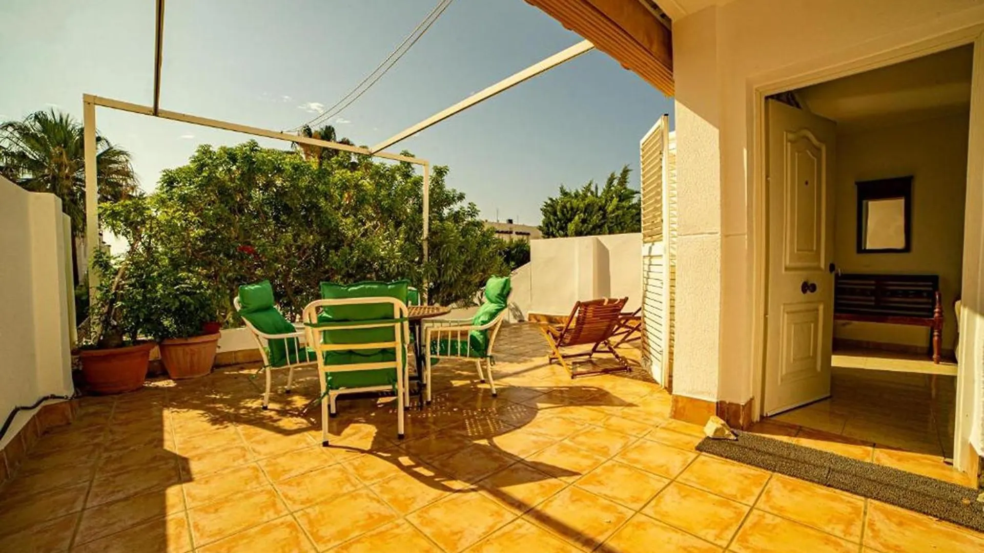 Al - Adosado Planta Baja Con 3 Dormitorios Y Piscina En Mojácar 0*,